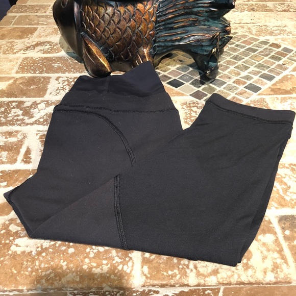 lululemon athletica Pants - Lululemon pre-owned Size 6